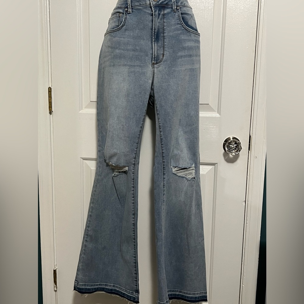True Craft High Rise ⬆️ Flare Jeans👖 ➡️ NWT 🏷️ size 15R